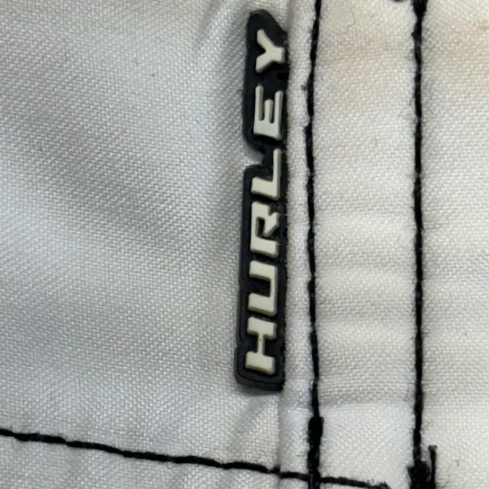 Vintage Hurley Boardshorts 38 White Green Swim Trunks Surfing Classic 90s Y2K